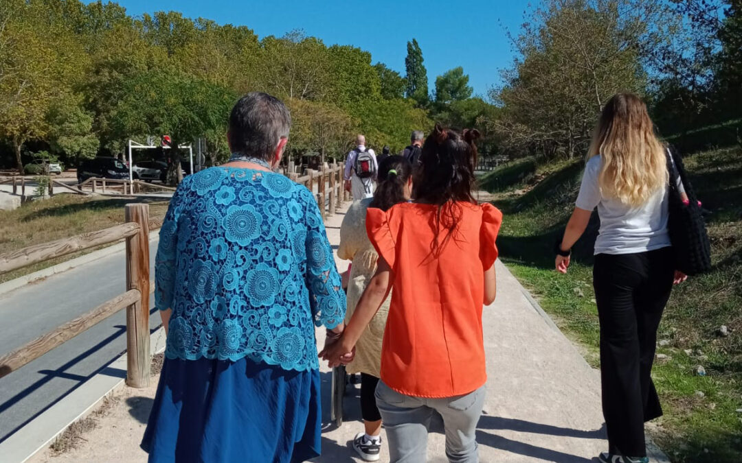 Rencontre intergénérationnelle : une belle aventure humaine à l’Ostal du Lac